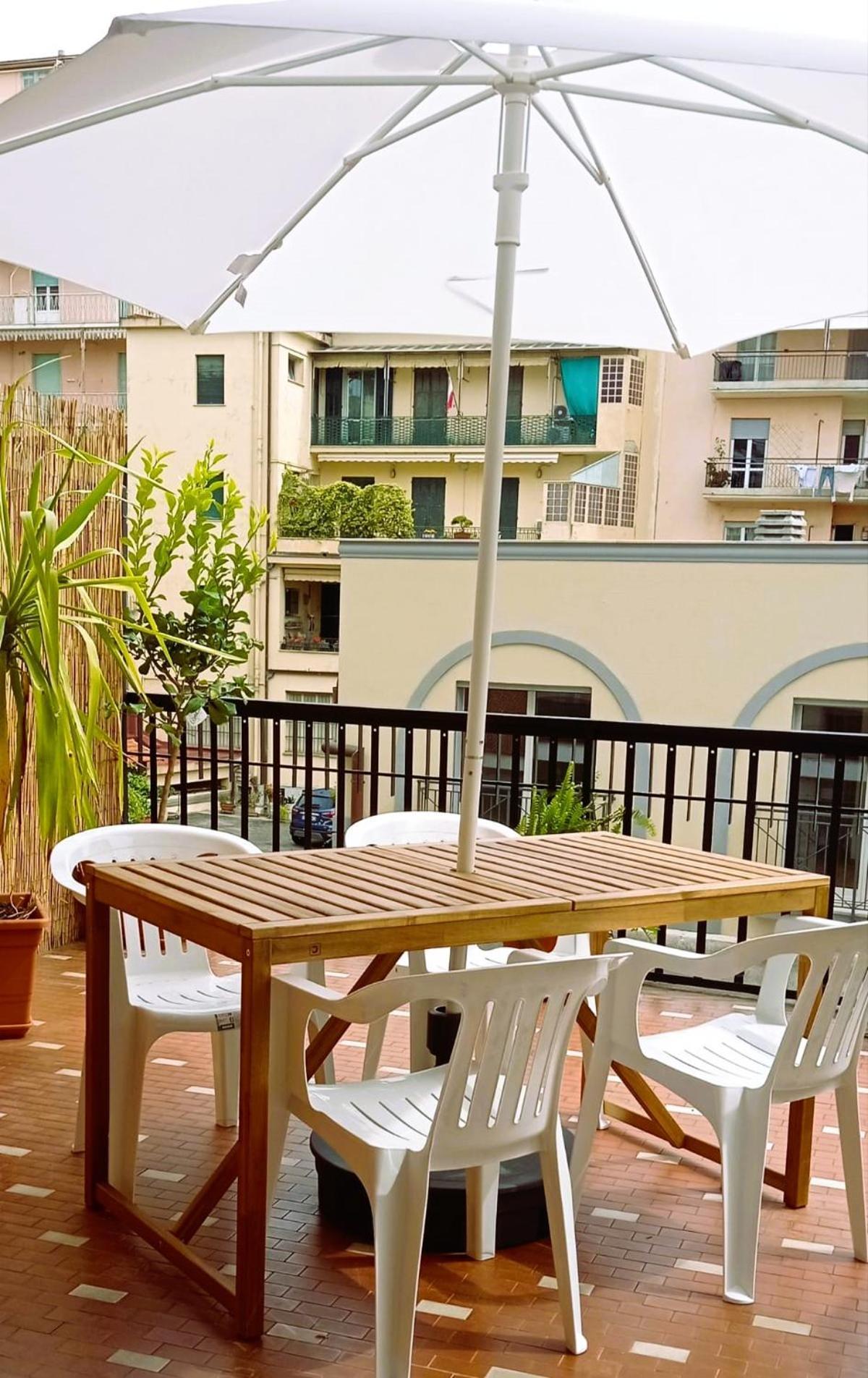 Foce24 - City Garden - Imperia Exterior foto